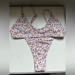 NWOT Kulani Kinis Bikini Set